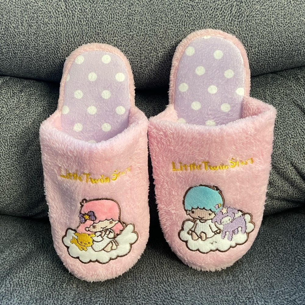 Little Twin Stars Slippers (Size 7)